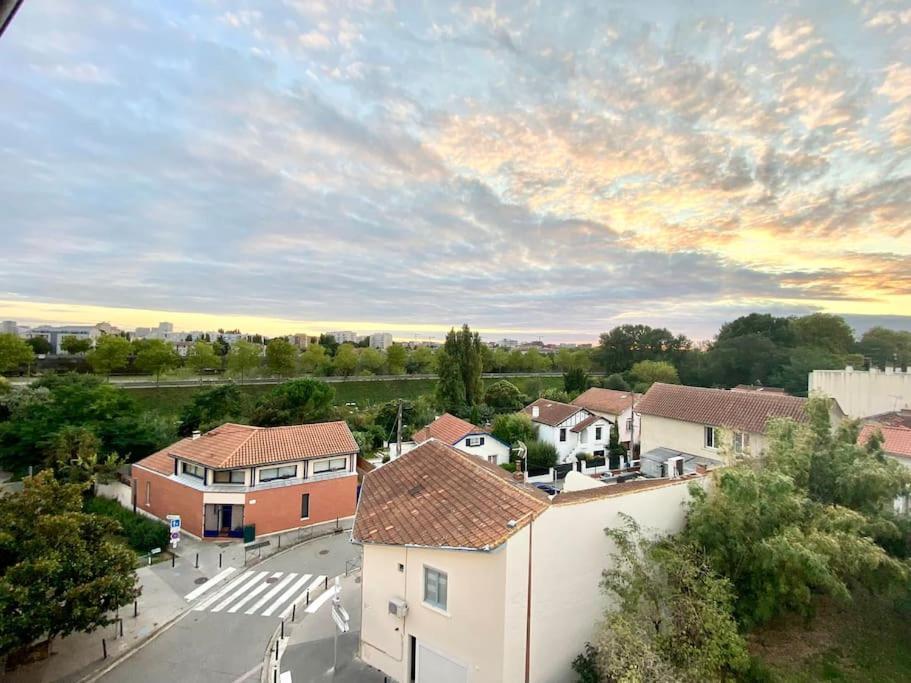 Le Garonne - Appartement 2 Chambres & Parking トゥールーズ エクステリア 写真